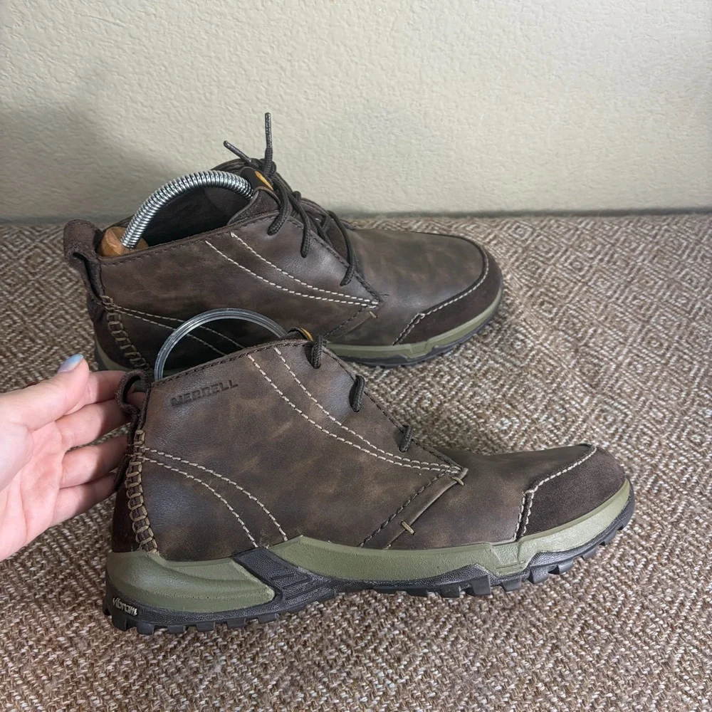 Merrell Men’s InBound Chukka Boot Brown Vibram Sole Sz 9 Outdoor Comfy Gorpcore